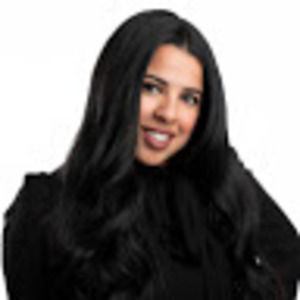 Meet your Posher, Yenifer